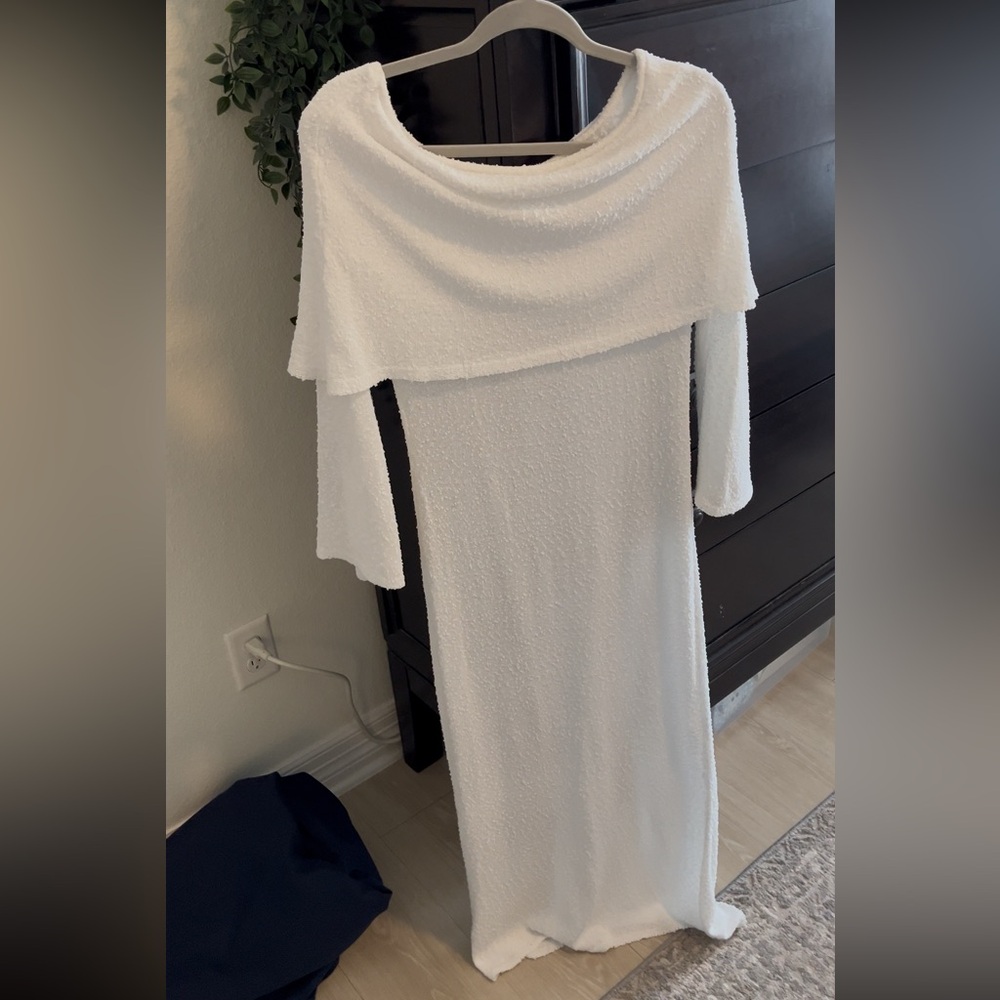 Elegant White Off-Shoulder Dress